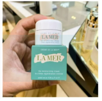 LA MER Moisturizing Cream 7ml หัวใจหลักสำคัญในการฟื้นบำรุงผิวของลาแมร์ ขนาดทดลอง