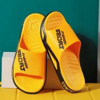 Summer New Mens Slippers 2023 Comfortable and Breathable Bathroom Slippers Beach Luxury Sandals Designer Shoes Men Striped