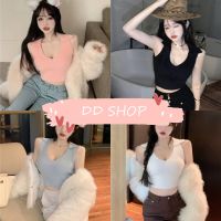 DD SHOPพร้อมส่ง 93002 เสื้อกล้ามไหมพรมคอปก คอวี ผ้าขนมุ้งมิ้ง น่ารักมาก