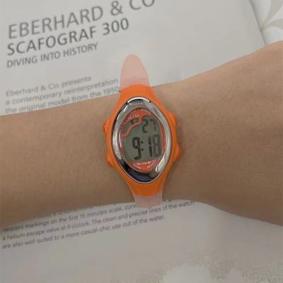 นาฬิกาจับเวลา2023ทองสำหรับนักเรียนหญิงดิจิทัลนาฬิกากันน้ำ100เมตรว่ายน้ำนาฬิกาดำน้ำ AE