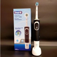 Bàn chải điện Oral-B bàn chải đánh răng điện Oral-B D100 D12 Vitality. thumbnail