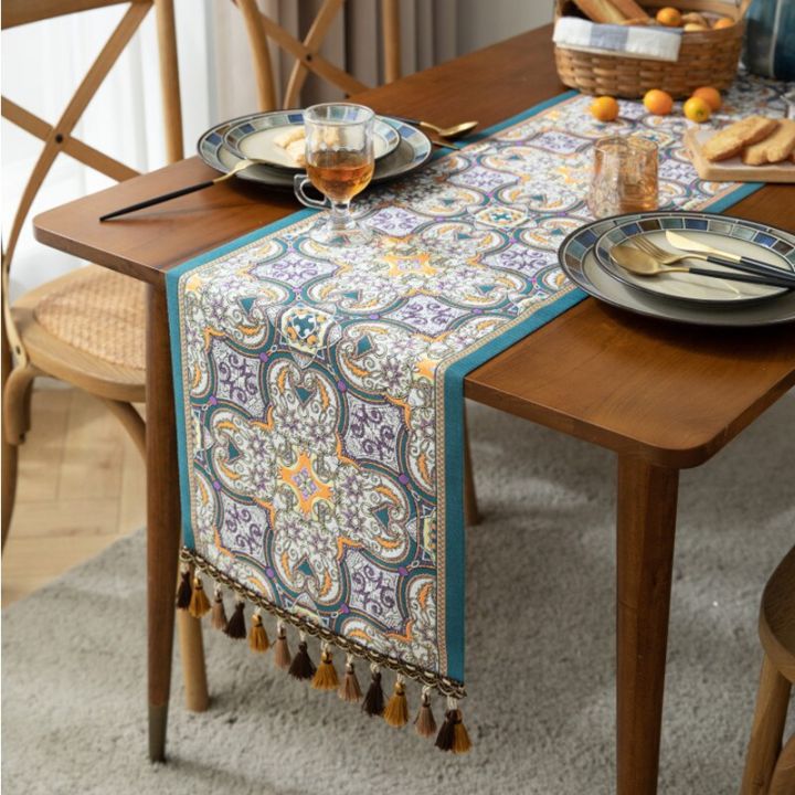 Nordic Luxury Jacquard Table Runner Tasseled Polyester Table Cover ...