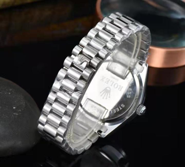 นาฬิกาสีเงิน-นาฬิกาข้อมือผู้ชายนาฬิกาควอตซ์ผู้ชายใหม่2022สายสแตนเลสคุณภาพสูงนาฬิกาผู้ชายนาฬิกาธุรกิจแฟชั่นสบายๆ