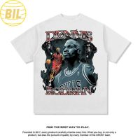 BIL?จัดส่งทันที T-shirt   เสื้อยืดแขนสั้น คอกลม พิมพ์ลาย NBA Rodman Fan HQ1 สไตล์อเมริกัน สําหรับผู้ชาย และผู้หญิง QH1