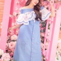 P007-034 PIMNADACLOSET - Off Shoulder Embroidery Denim Blue Jeans Dress