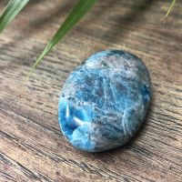 、‘】【【 Natural Apatite Palm Stones And Crystals Healing Quartz Minerals Massage Gemstones For Gifts