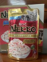 Nekko เน็กโกะ อาหารเปียกแมว ปลาทูน่าหน้าปูอัดในเยลลี่ ขนาด 70 กรัม*12 ซอง กล่อง