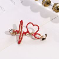 【YF】 Fashion Medicine Brooch Pin Stethoscope Electrocardiogram Shaped Female Doctor Lapel Jewelry