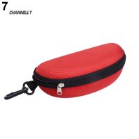 ■Cy Portable Zipper Eye Glasses Clam Shell Sunglasses Protect Hard Case