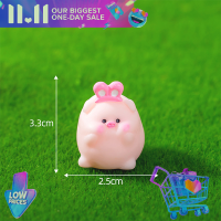 ?【Lowest price】Refreshing ตุ๊กตาหมูสีชมพูน่ารักขนาดเล็กประดับแผงหน้าปัดรถยนต์บ้านสำนักงานคอมพิวเตอร์ตั้งโต๊ะห้องตุ๊กตาหมูเรซิ่นของตกแต่งงานฝีมือ