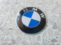 แผ่นป้าย 1ชิ้นโลโก้ BMW ขนาด 6.5 cm ติดตั้งด้วยเทปกาวด้านหลัง กรุณาวัดเทียบขนาดจากของเดิม **ร้านนี้การันตีคุณภาพ**