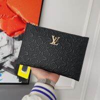 [สต๊อกพร้อม] TOP.1LV R2กระเป๋าสตางค์มีซิปซองจดหมายของผู้ชายแฟชั่นคลาสสิกกระเป๋าถือหนังกระเป๋าคลัตช์