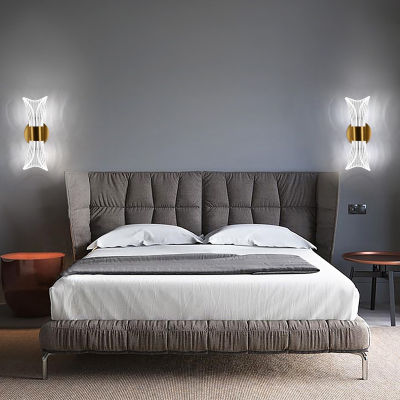 ห้องนอนโคมไฟติดผนังข้างเตียง LED โมเดิร์นเรียบง่ายหรูหราในร่มห้องนั่งเล่นห้องทำงานอะคริลิคสร้างสรรค์บันไดทางเดิน Sconces Lamp