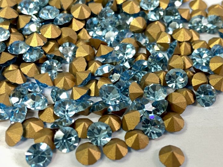 พลอยกลม-คริสตัส-กระจก-ก้นแหลม-พรีซีโอซ่า-ออฟติมา-preciosa-optima-431-11-111-mc-chaton-optima-hight-quality-crystal-ss22-23-4-9-5-2mm-100pcs-crystal-aqua-bohemica-aquamarine-light-sapphire-mix-color
