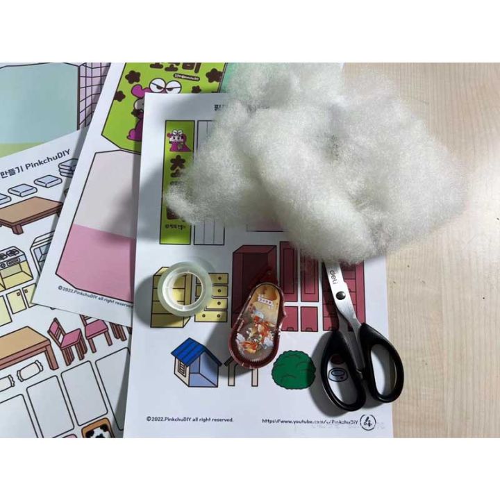ewyn-shin-chan-book-family-สมุดทำมือชินจัง-ตุ๊กตากระดาษ-ของเล่นชินจัง-สมุดกระดาษ-diy-ของเล่นเด็ก