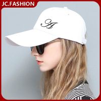 The same personalized letter baseball cap fashion explosion!