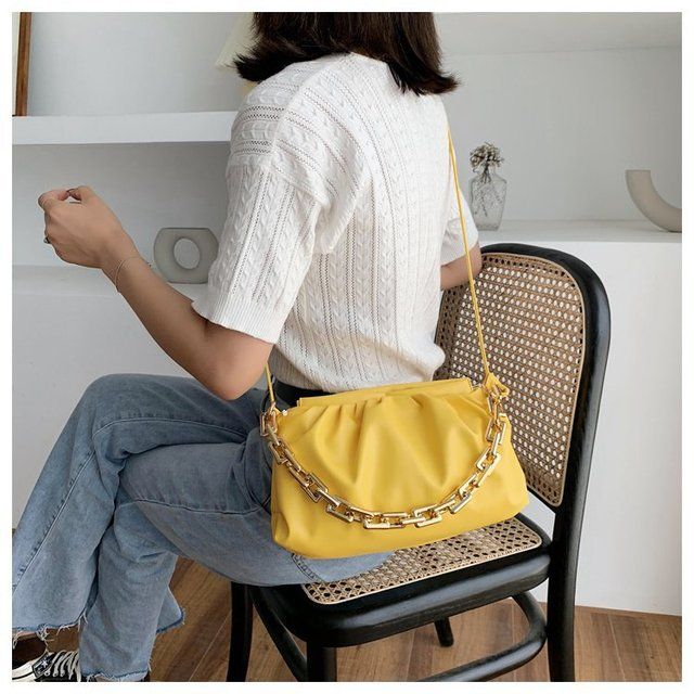 2023 New New Thick Chain Shoulder Bags for Women Pu Leather Pleated Cloud  Bag Simple Crossbody Bag Casual Ladies Bag Designer