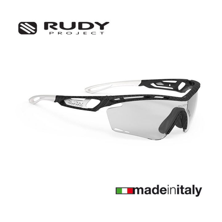 มีหลายสีให้เลือก-rudy-project-tralyx-impactx-photochromic-แว่นกันแดดปรับแสงอัตโนมัติ-แว่นกันแดดสปอร์ต-แว่นกีฬา-ติดคลิปสายตาได้-แว่นจักรยาน