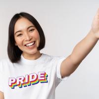 การออกแบบเดิมเสื้อยืด LGBTQ+  pride สนับสนุนความเท่าเทียม V2 เลือกสีได้