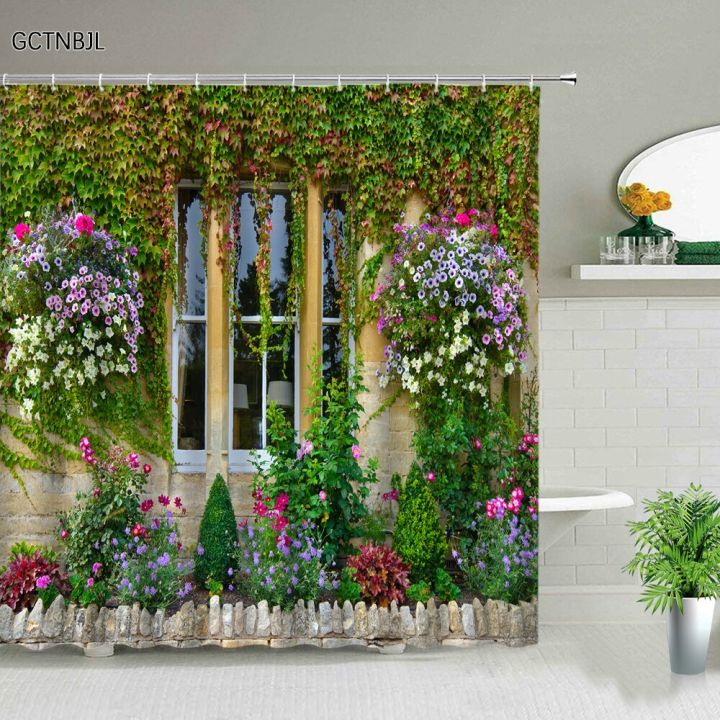 2ถนนดอกไม้พืชม่านอาบน้ำอาคารย้อนยุคประตูเก่าทิวทัศน์ชนบทพื้นหลังตกแต่งผนังแขวนผ้าม่านชุดที่มีตะขอ