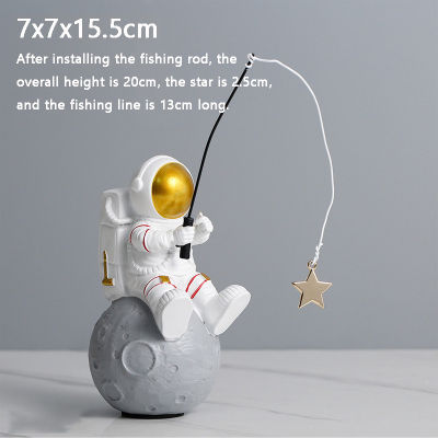 Astronaut Figurine Resin Moon Spaceman Model Ornament Car Interior Figure for Astronaut Party Cake Topper Table Decoration