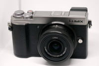 Panasonic Lumix GX9, 5 แกน Dual I.S. ในตัวกล้อง และยังเป็นกล้องที่ออกแบบมาให้มีขนาดที่กะทัดรัด พกพาสะดวก แต่เพียบพร้อมด้วยระบบการทำงานที่นักถ่ายภา