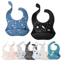 【DT】hot！ Silicone Baby Bib Saliva Dripping Banana Bibs Cartoon Newborn Feeding Soft Edible Aprons Adjustable Burp Scarf