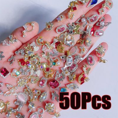 50Pcs Beautiful Metal /Glass/Resin Nail Art Rhinestones 3D Butterfly Pendant/Crystal Nail Decoration DIY Spring Manicure Accesso Headbands
