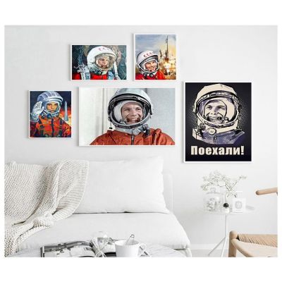 ✔⊙⊙ Space Heroes Yuri Gagarin โปสเตอร์และพิมพ์ภาพผนังสำหรับห้องนั่งเล่น Vintage ภาพวาดผ้าใบตกแต่งบ้าน Quadro