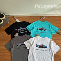 เสื้อยืดแขนลำลองขาสั้นพิมพ์คอกลมโลโก้คลาสสิค Patagonia