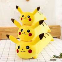 โปเกมอนตุ๊กตาอะนิเมะรูปขนาดใหญ่ Pikachu นอนตุ๊กตายาวหมอนที่มีคุณภาพสูงสัตว์เลี้ยง Kawaii ของเล่นรุ่นของขวัญเด็ก