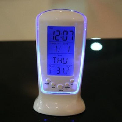 HotMini นาฬิกาปลุกดิจิตอลขนาดเล็กมัลติฟังก์ชั่จอแสดงผล Led ที่มีอุณหภูมิส่องสว่างเพลงสก์ท็อปตารางคืนนาฬิกาอิเล็กทรอนิกส์