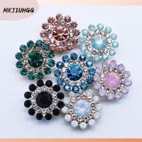 MKJIUHGG 10PCS 14mm ตัดเย็บเสื้อผ้า รูปดอกไม้ เครื่องประดับหมวก ตกแต่งเสื้อผ้า พลอยเทียม ปุ่ม หินแก้วคริสตัล