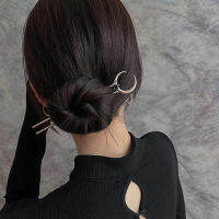 【cw】 Crescent Metal U Style Hairpin Simple Modern Daily Hair Claw Hairpin Niche Design Hair Accessories 2022 Years of the New ！