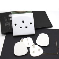 【CW】 UK Standard Plug 3 Hole Power Socket Outlet Cover for Baby Child Electrical Safety Protector Guard Protection Caps