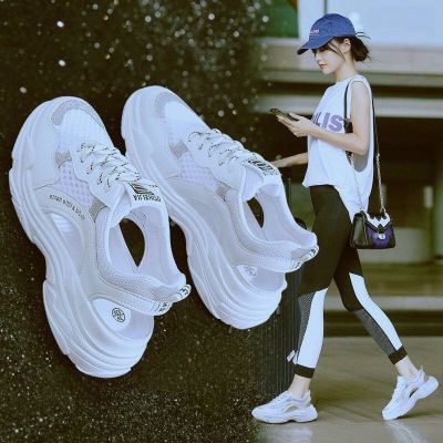 One Mall Plus 2022 ใหม่เกาหลีรุ่นฤดูร้อนรองเท้าแตะแฟชั่นรองเท้านักเรียนหญิงสุทธิสีแดงแบน ins กีฬารองเท้า