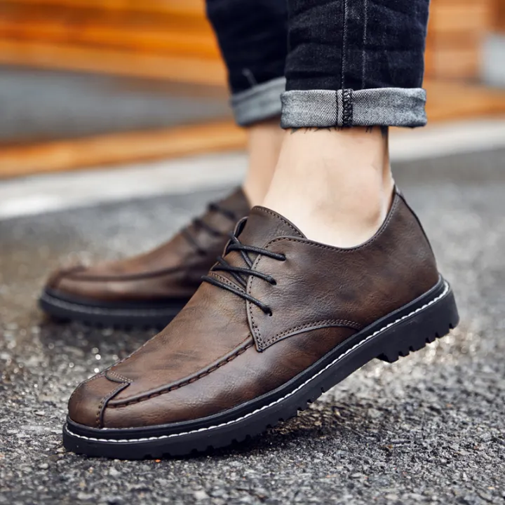23 Best Casual Shoes For Men 2022: The Loafers, Lace-Ups, Sneakers And More  You Need Right Now GQ | Men's Designer Casual Leather Shoes 