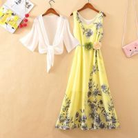 กระโปรงชายหาดสำหรับสุภาพสตรี Summer new seaside vacation skirt Sleeveless floral beach skirt Bohemian long skirt printed plus size dress