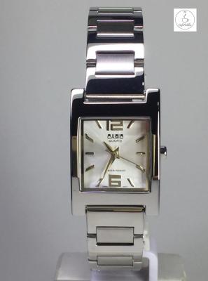 นาฬิกาข้อมือผู้หญิง  Casio  รุ่น LTP-1283D-7ADF สายแสตนเลสสตีล หน้าปัทม์สีเงิน ของแท้ 100% CafeNalika