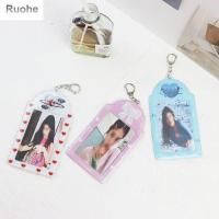 RUOHE พวงกุญแจรูปไม้กางเขนรูปการ์ดเก็บข้อมูลน่ารักสำหรับนักเรียนเคสการ์ดควบคุม Sampul Kartu เครดิตช่องใส่บัตรแบบพีวีซีบัตรเข้ารถบัสรูปหัวใจ