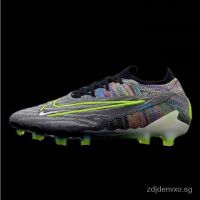 ✱ Phantom GX Green high tech waterproof football boots