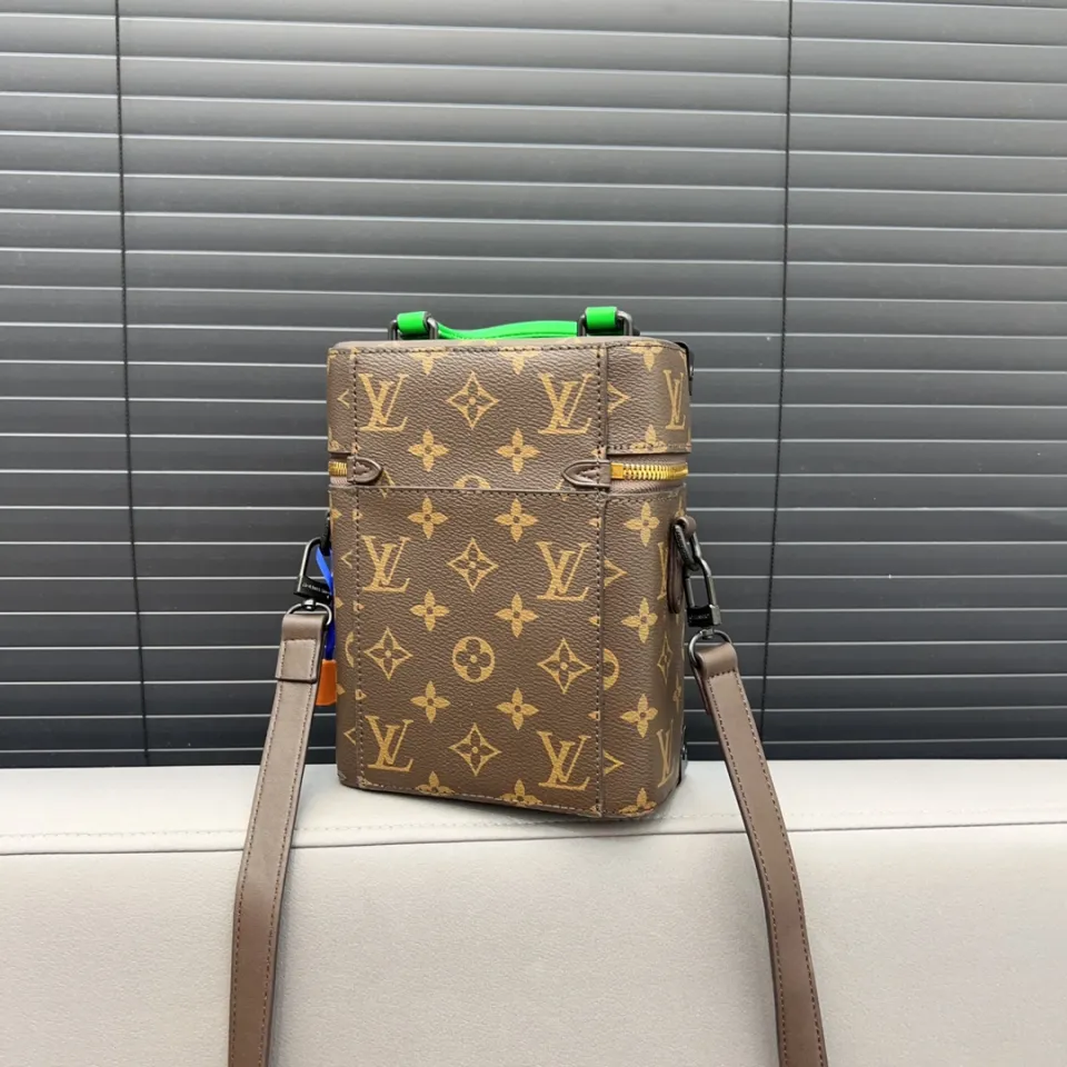 with Gift Box] High Quality VERTICAL BOX TRUNK Handbag Virgil N7