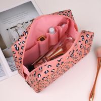 【jw】◘∏✟  Large Leopard Print for Organized Storage Makeup Pink with Multiple Compartments