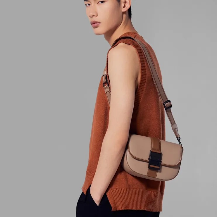 P PEDRO Shoulder Bag 23 Summer New Style Men Color Matching Wide Shoulder  Strap Cross-Body Saddle Bag PM2-25210224 【BYUE】