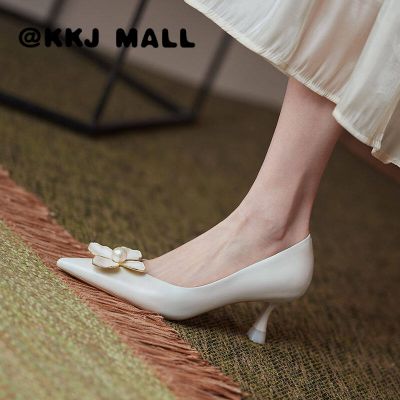 KKJ MALL French High Heel Wedding Shoes Bridesmaid White Metal Buckle Pearl Leather Flower Simple Versatile Stiletto Pointed Toe Sandals WomenS Shoes Everyday Shoes