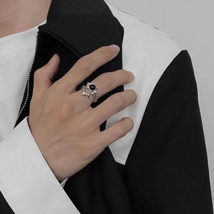 แหวนผู้ชายห่อแหวนสีดำเข้มที่มีการออกแบบหนามและปรับเปิดแหวนหรูหราสำหรับผู้ชายแหวน-forwomenboys-เครื่องประดับ