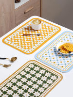 หนัง Placemats กันน้ำบนโต๊ะอาหารแผ่นทนฉนวนกันความร้อนลื่นโต๊ะรับประทานอาหารเสื่อต่อต้านลวกชามแผ่นรองแก้ว