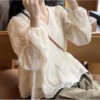 COD dhdfxcz Korean Style Women Ladies Loose Lace V-neck Embroidery Long Sleeve Shirt Blouse Baju Baju Wanita Lengan Panjang New Ready Stock