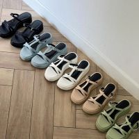 (พร้อมส่ง) ขายดีที่สุด !! The Street Wear Studio - Summer Sandals | รองเท้าแตะส้นตึก น้ำหนักเบา ใส่สบาย