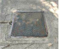 Ductile Cast Iron Square Manhole Cover ฝาปิดบ่อท่อพักแมนโฮลสี่เหลี่ยมจตุรัสเหล็กหล่อเหนียวขนาดมาตรฐาน รับโหลด 12.5 ตัน ใช้สำหรับรถวิ่งผ่านได้